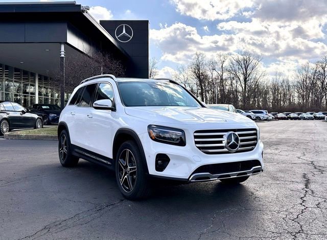 New 2026 Mercedes-Benz GLB 250 4MATIC image 1
