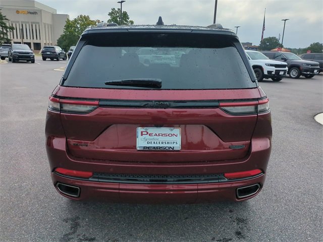 New 2025 Jeep Grand Cherokee Summit image 5