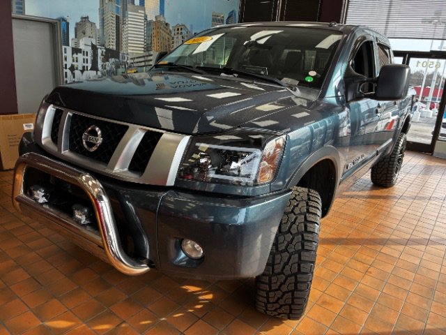 Used 2014 Nissan Titan PRO-4X w/ Pro-4x Luxury Package image 8