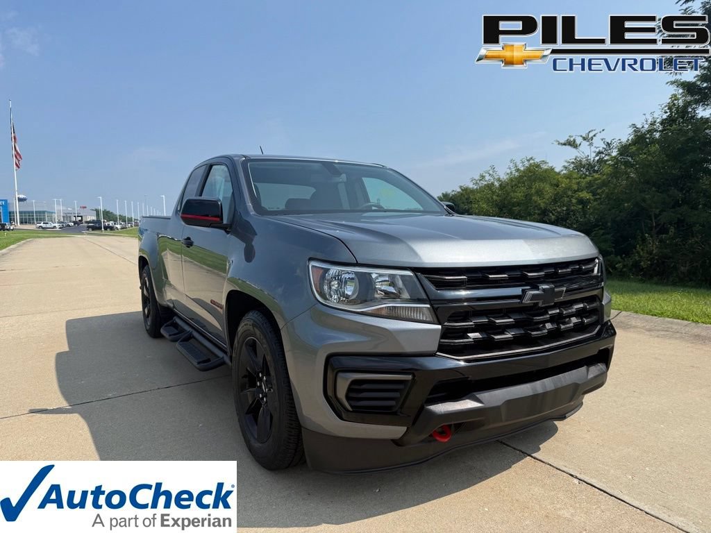 Used 2022 Chevrolet Colorado LT w/ Redline Special Edition AWD/4WD image 1
