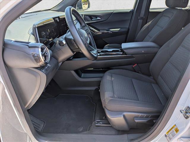 Used 2025 Chevrolet Equinox LT image 17