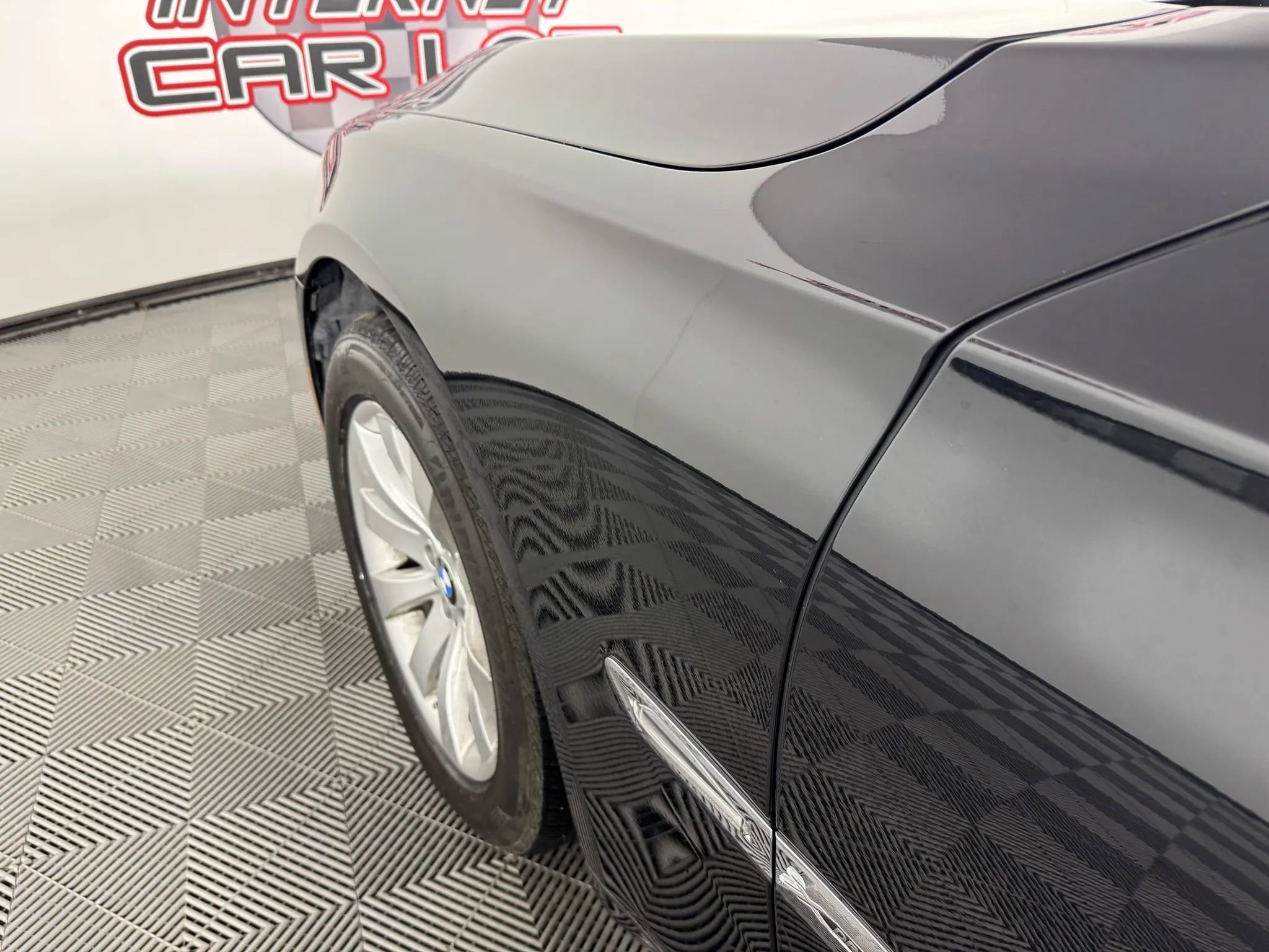 Used 2011 BMW 750Li xDrive image 22