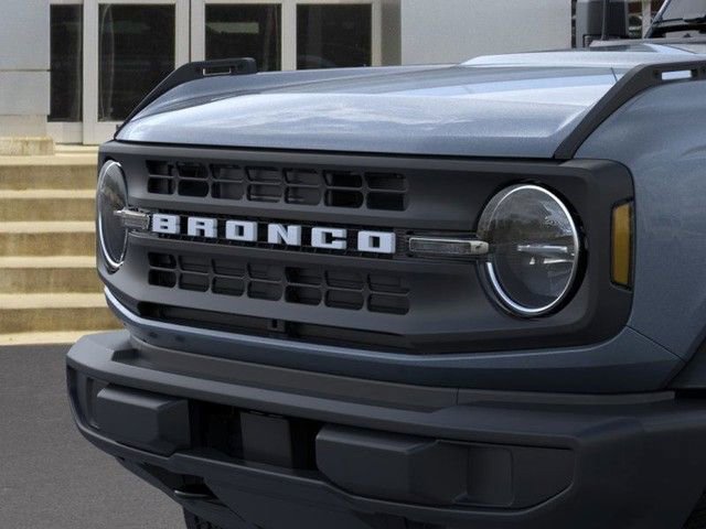 New 2025 Ford Bronco 4-Door image 19