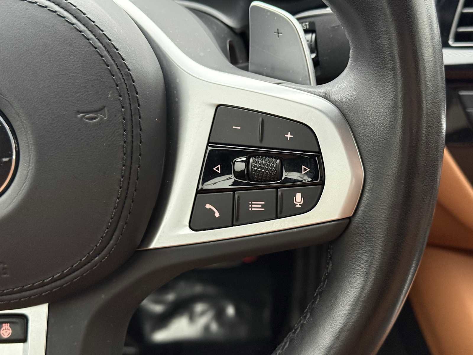 Used 2023 BMW 540i xDrive w/ M Sport Package image 30