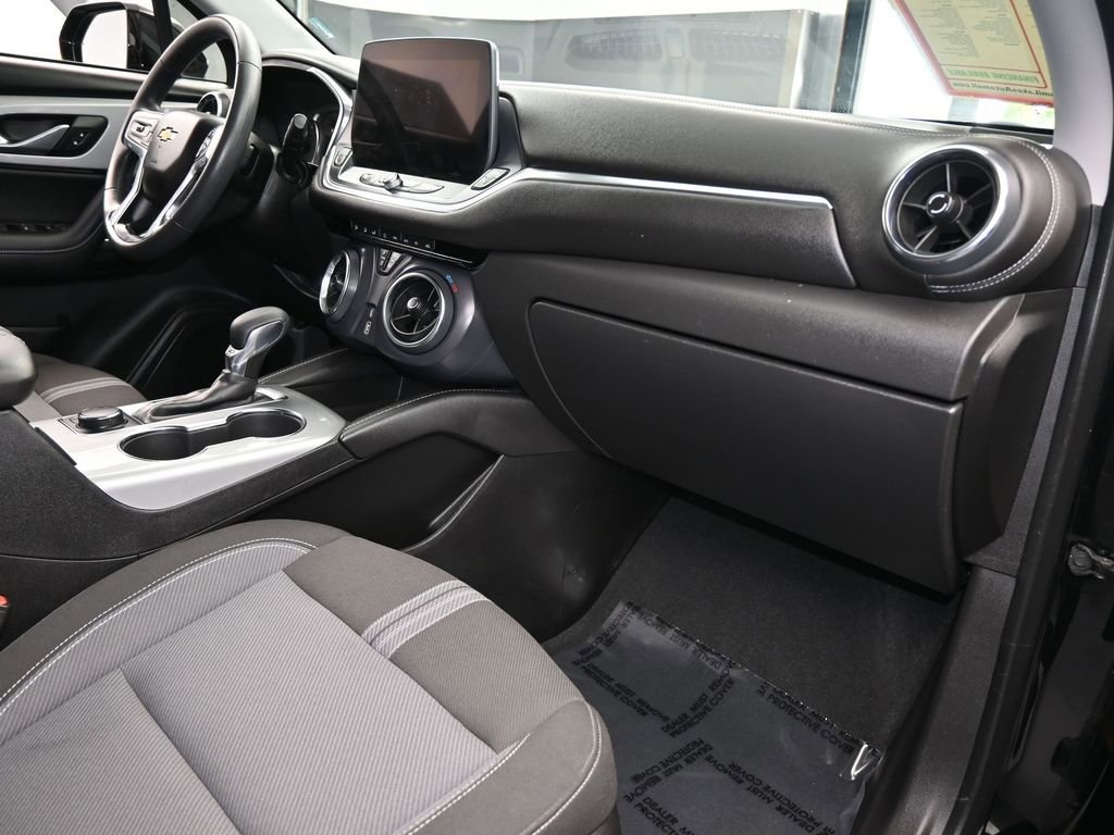 Certified 2023 Chevrolet Blazer LT w/ Driver Confidence Package image 43