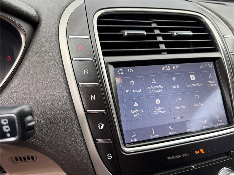 Used 2019 Lincoln Nautilus Select FWD image 39