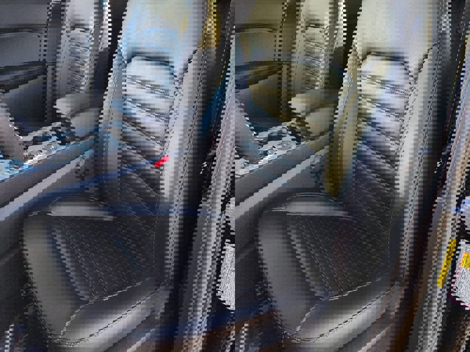 Certified 2024 Ford Edge SEL image 17