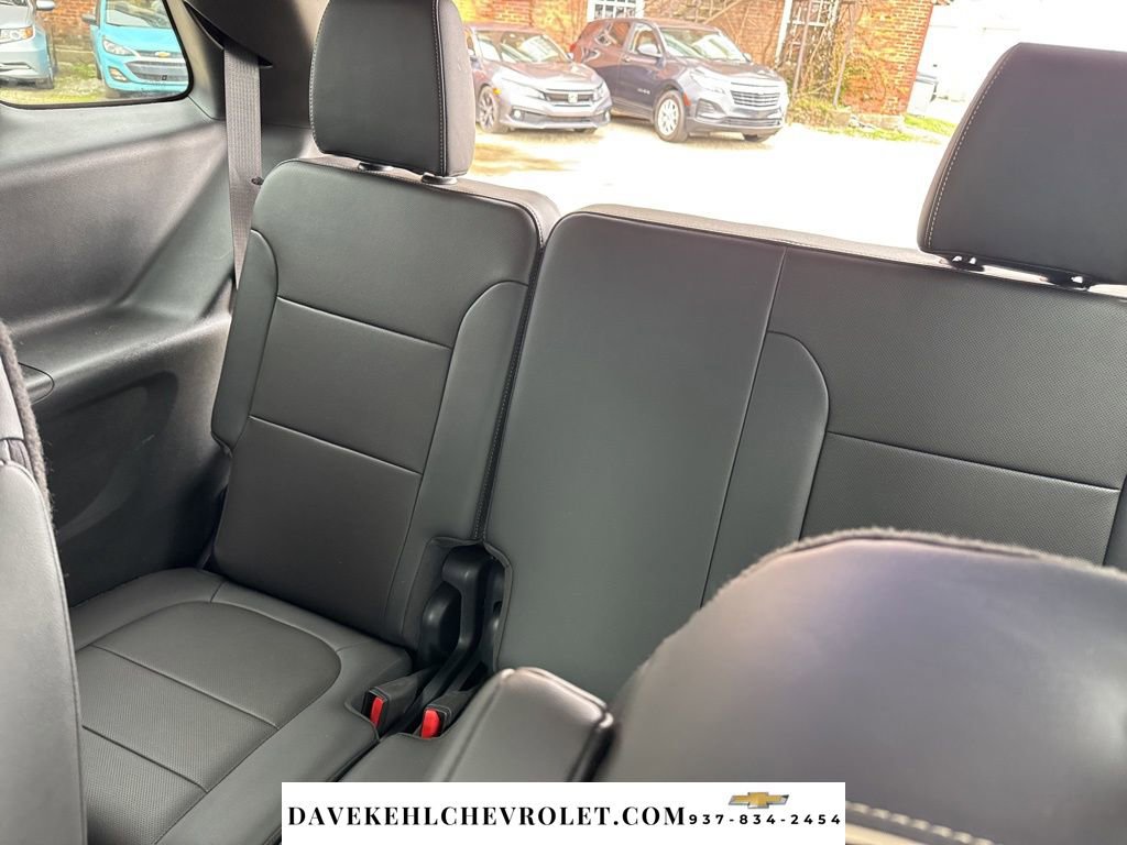Used 2023 Chevrolet Traverse Premier w/ Redline Edition image 22