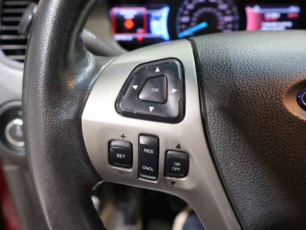 Used 2014 Ford Taurus SEL w/ Equipment Group 201A FWD image 35