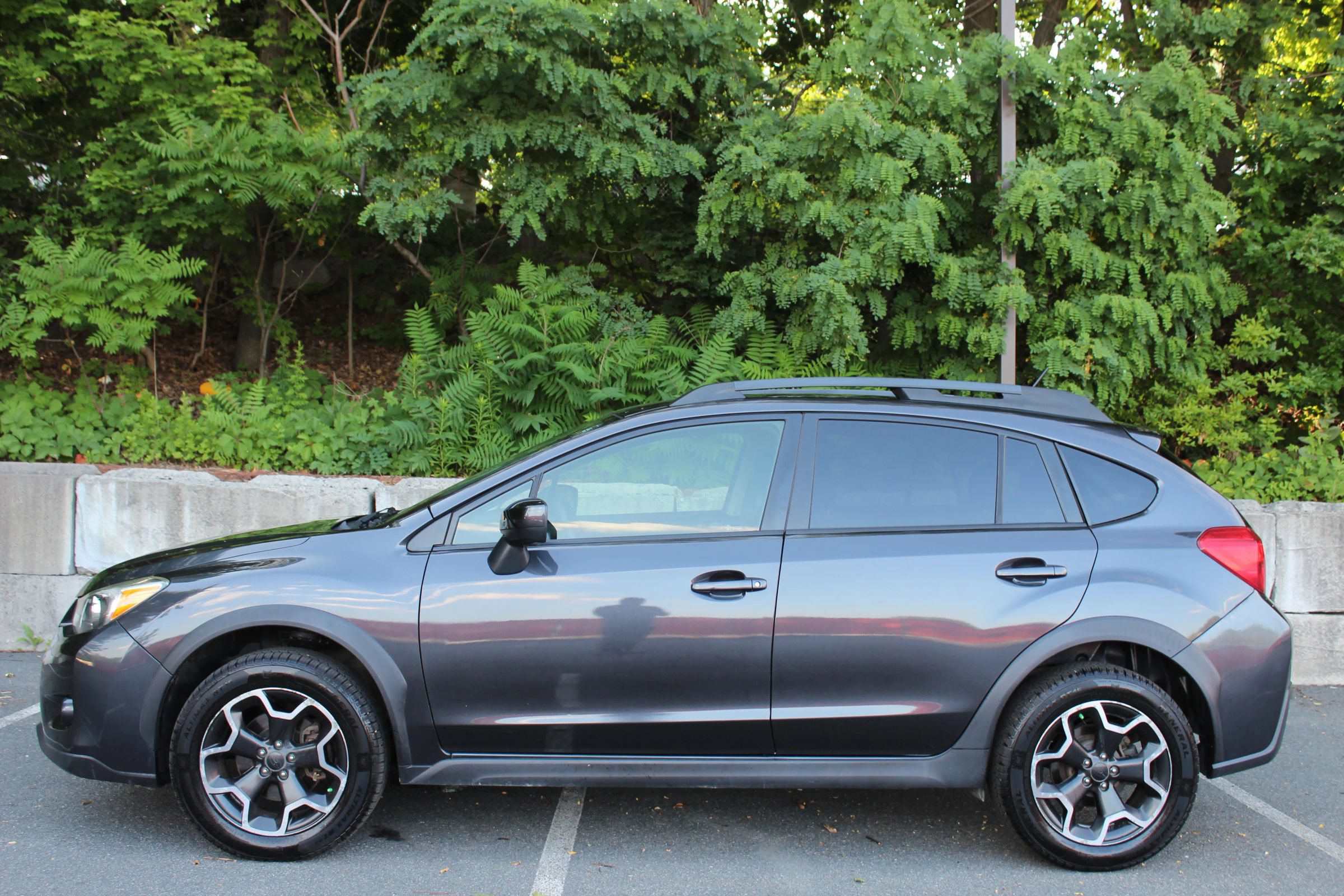Used 2015 Subaru Crosstrek 2.0i Premium AWD/4WD image 6