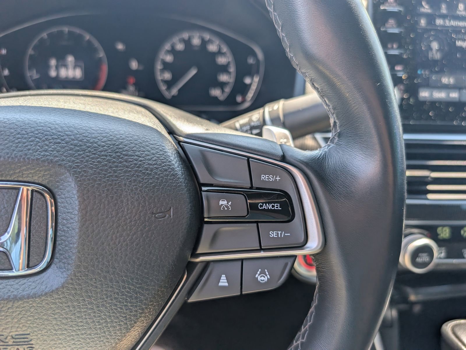 Used 2022 Honda Accord Sport image 16