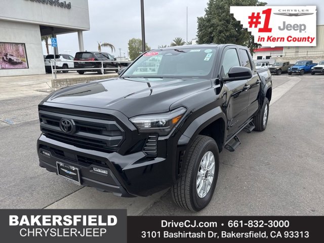 Used 2025 Toyota Tacoma SR5