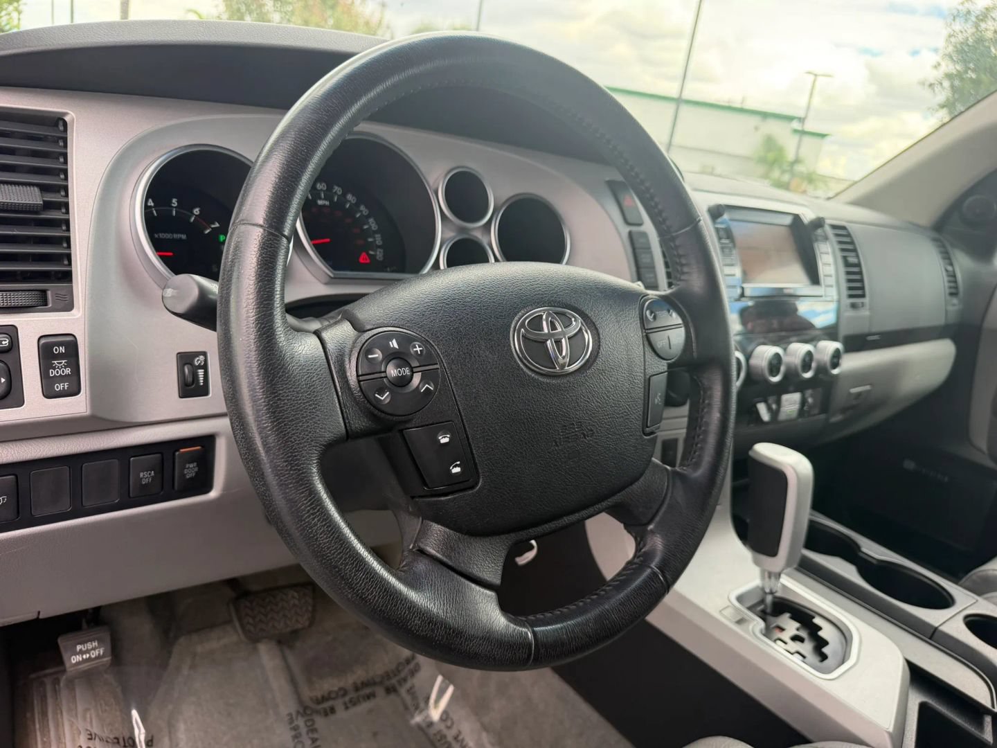 Used 2008 Toyota Sequoia Limited RWD image 25