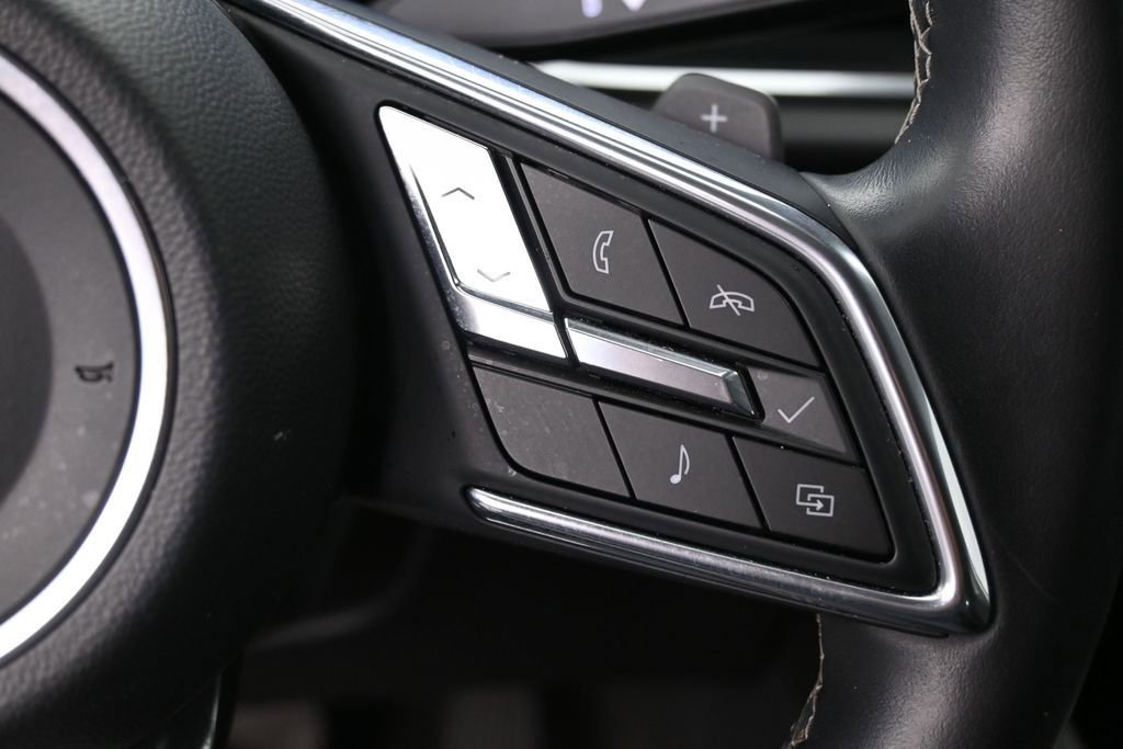 Used 2024 Buick Envision Preferred AWD/4WD image 39