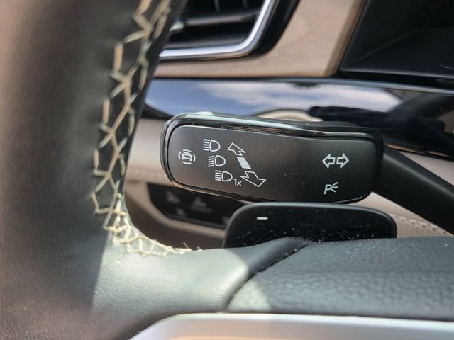 Used 2024 Volkswagen Atlas SE w/ Panoramic Sunroof Package FWD image 32