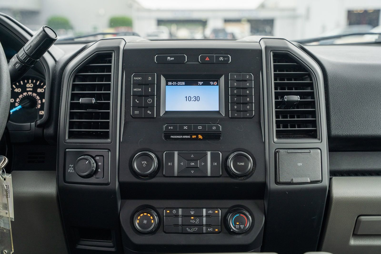 Certified 2019 Ford F150 XL w/ Equipment Group 101A Mid AWD/4WD image 36
