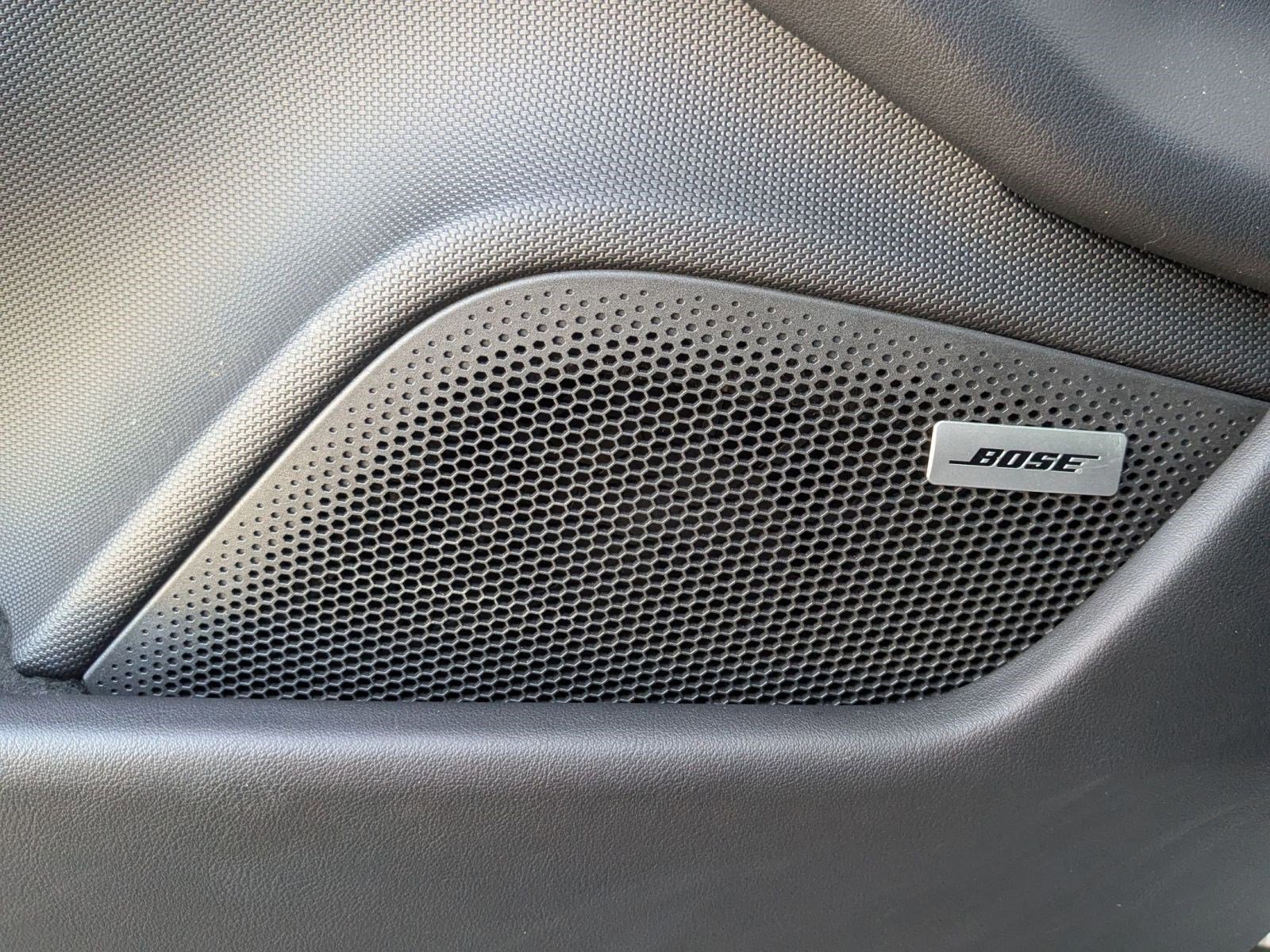 Certified 2021 Porsche Taycan image 14