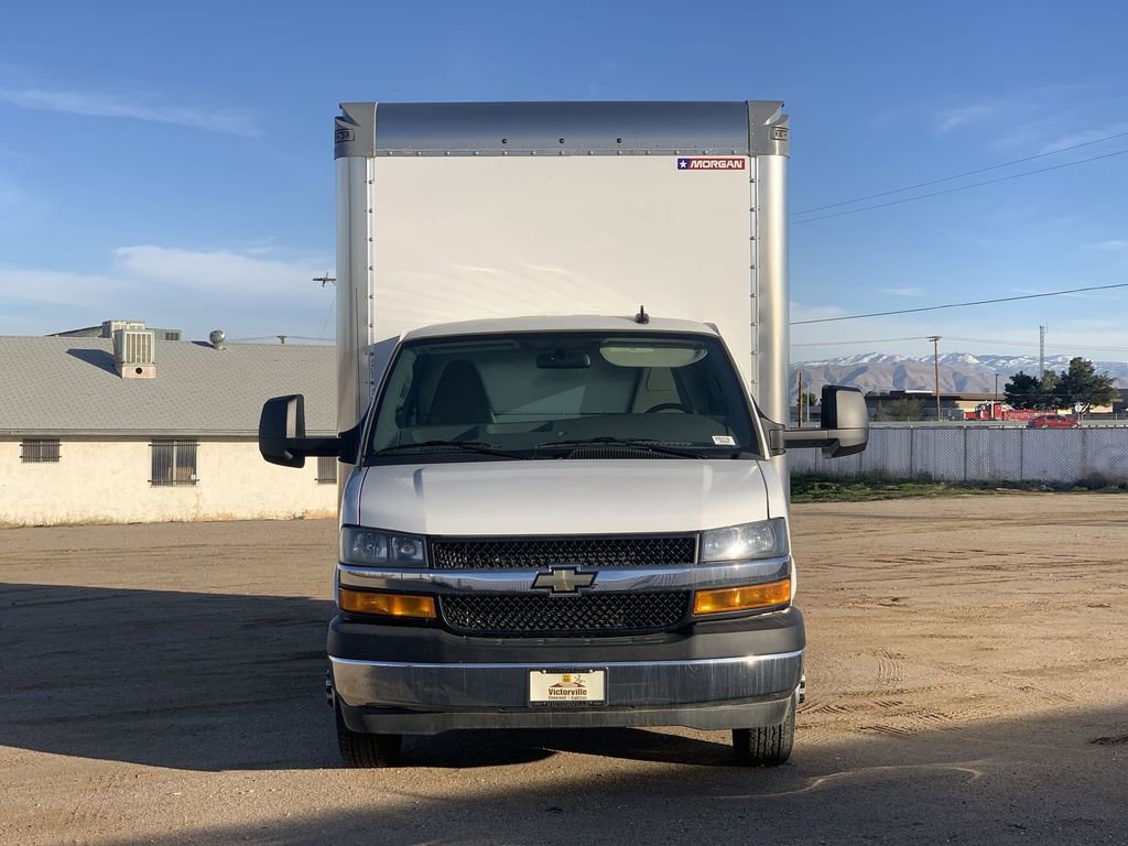 New 2025 Chevrolet Express 4500 w/ Power Convenience Package image 2