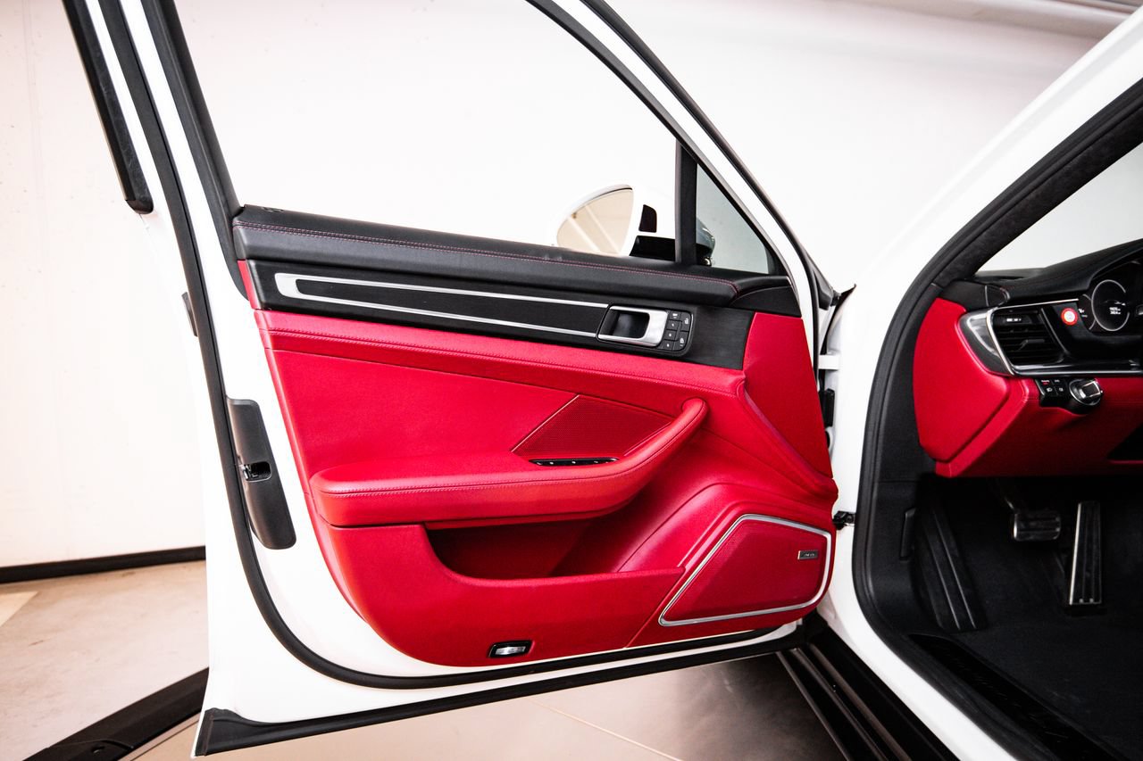 Certified 2022 Porsche Panamera GTS AWD/4WD image 22