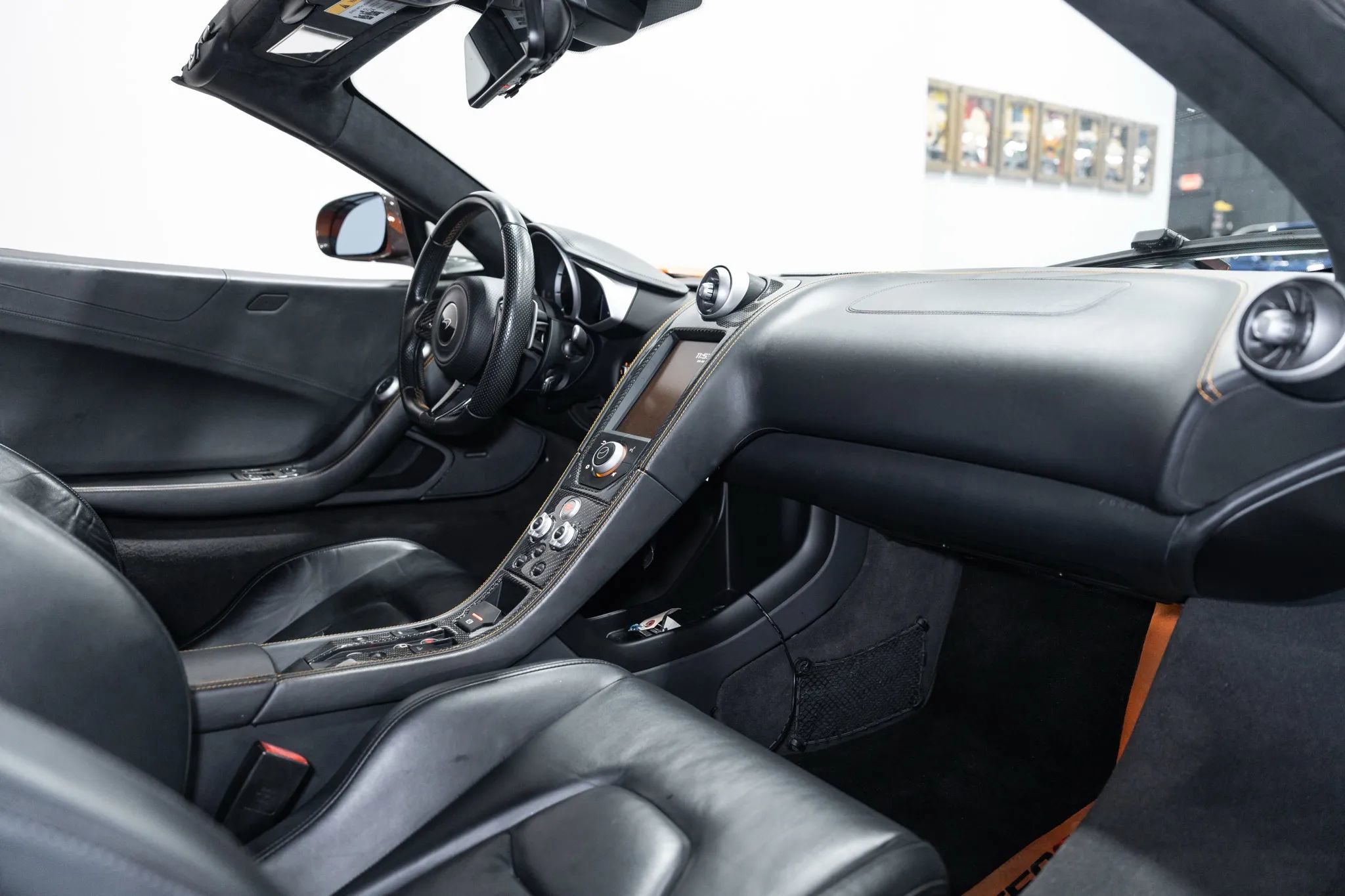 Used 2016 McLaren 650S Spider image 27