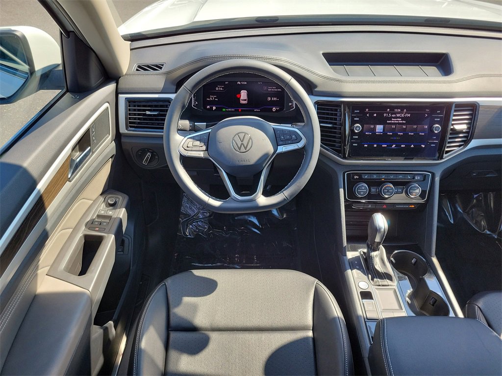 Used 2022 Volkswagen Atlas SE w/ Panoramic Sunroof Package image 15
