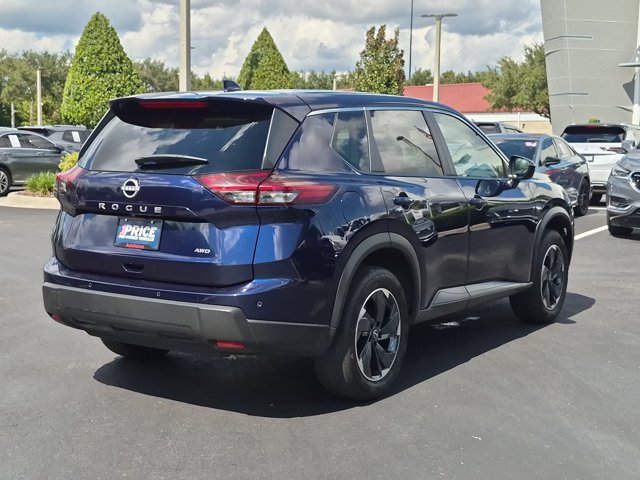 Used 2025 Nissan Rogue SV AWD/4WD image 5