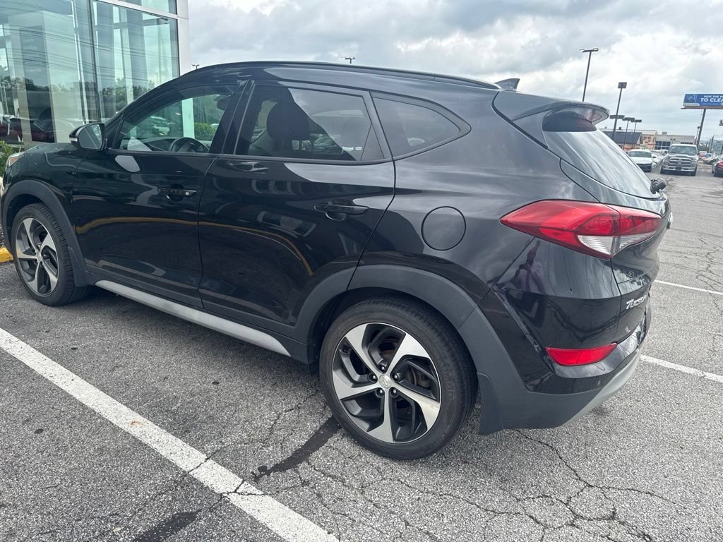 Used 2018 Hyundai Tucson Value FWD image 2