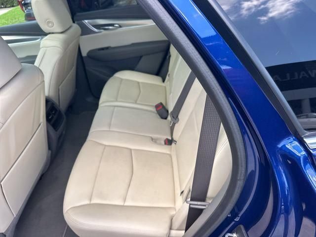 Used 2023 Cadillac XT5 Premium Luxury FWD image 19
