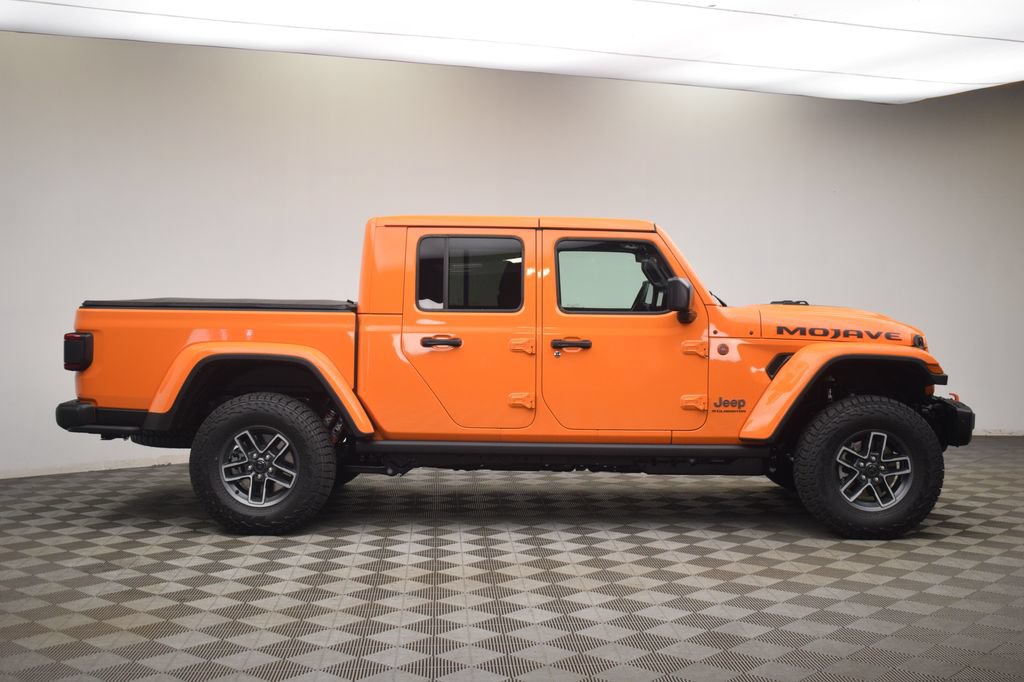 New 2026 Jeep Gladiator Mojave AWD/4WD image 4