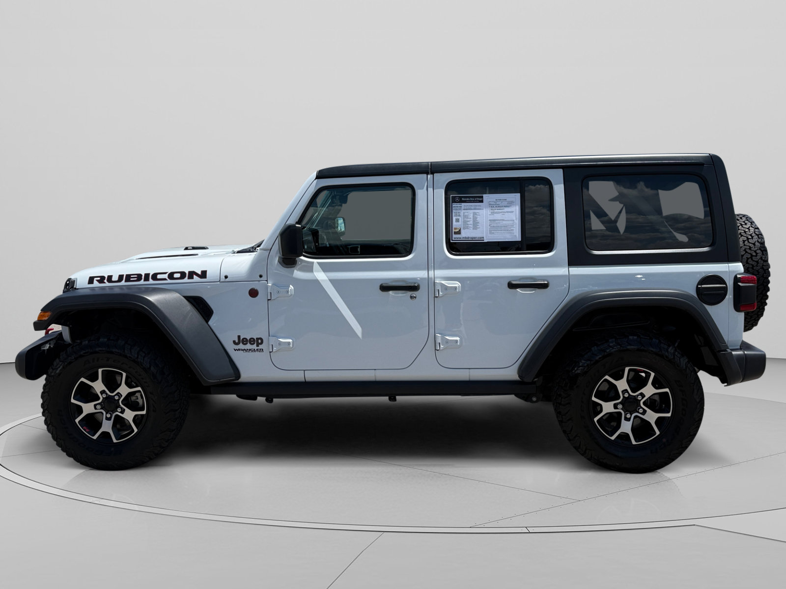 Used 2021 Jeep Wrangler Unlimited Rubicon w/ LED Lighting Group AWD/4WD image 2