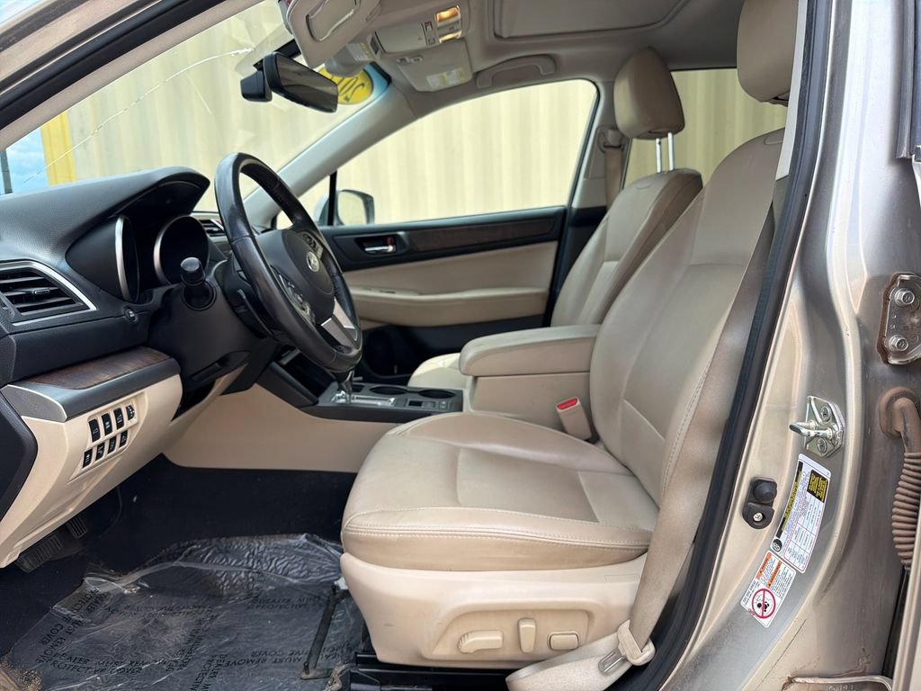 Used 2017 Subaru Outback 2.5i Limited AWD/4WD image 8