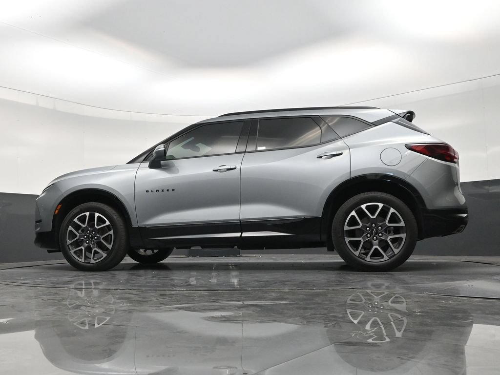 Used 2023 Chevrolet Blazer RS w/ Enhanced Convenience Package FWD image 21