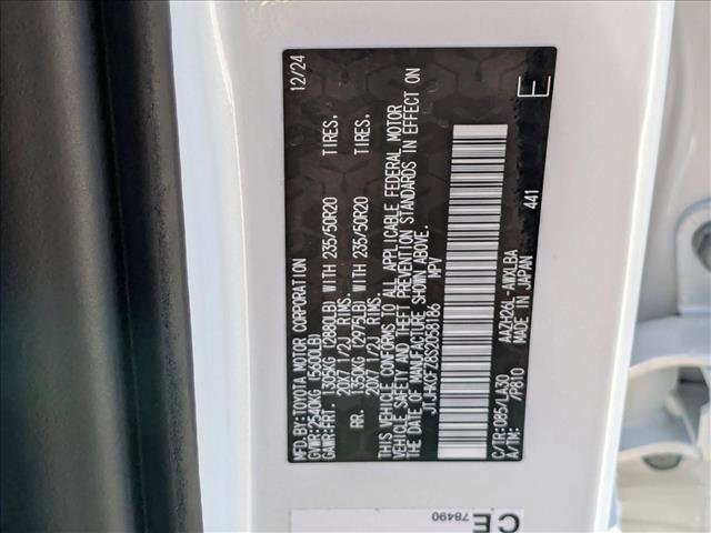 Used 2025 Lexus NX 450h+ AWD w/ Luxury Package image 25