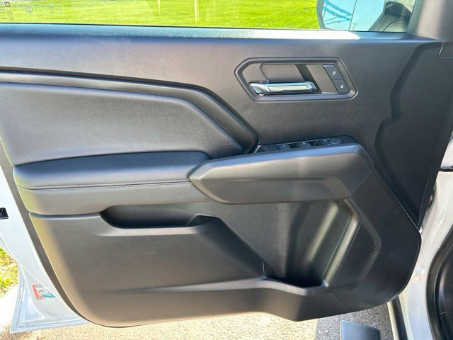 Used 2024 Chevrolet Colorado LT w/ LT Convenience Package II RWD image 11