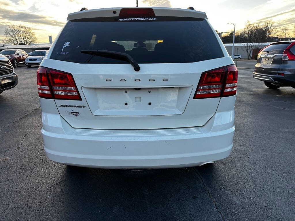 Used 2018 Dodge Journey SE w/ Popular Equipment Group image 6