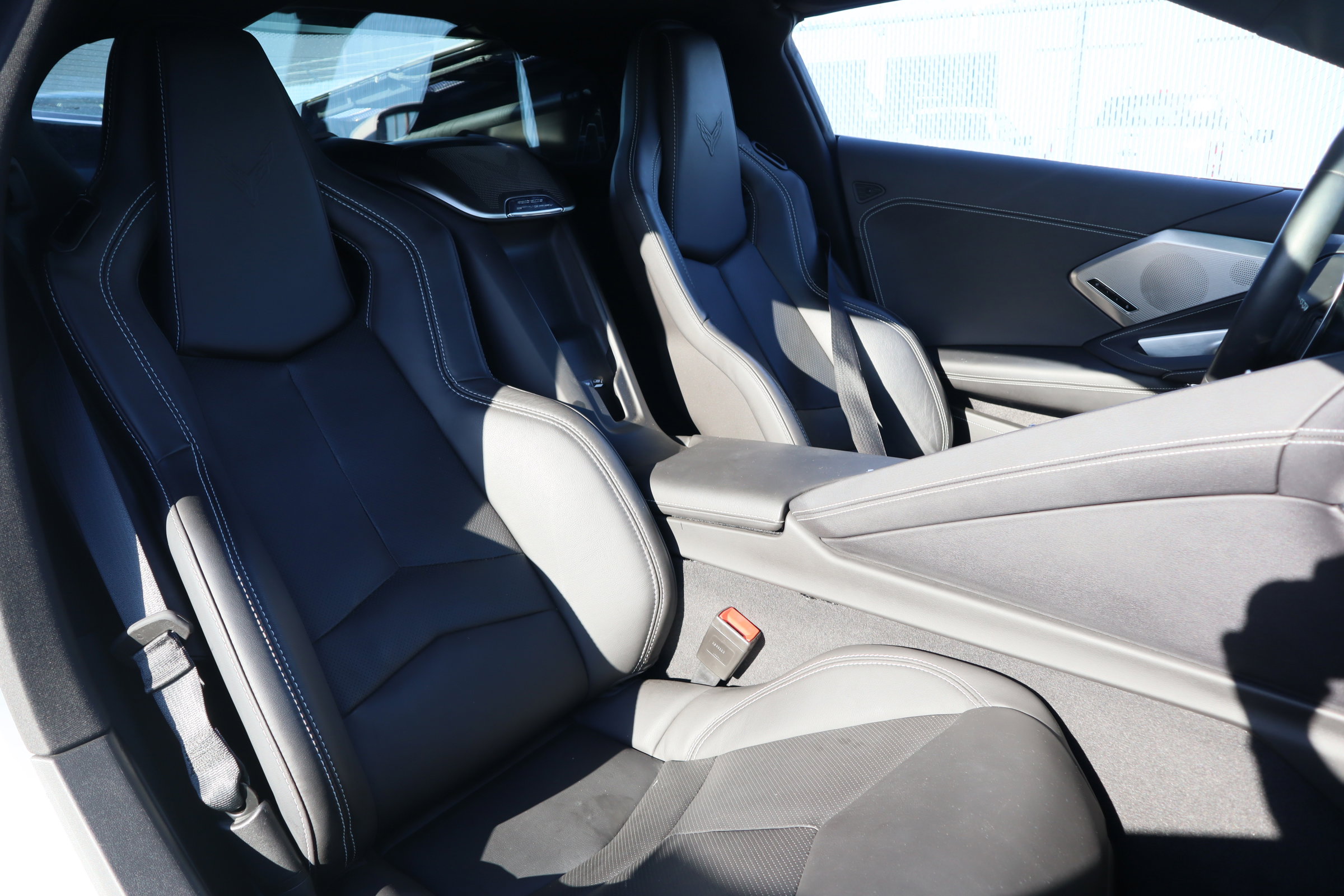 Used 2021 Chevrolet Corvette Stingray Preferred Cpe w/ 2LT image 18