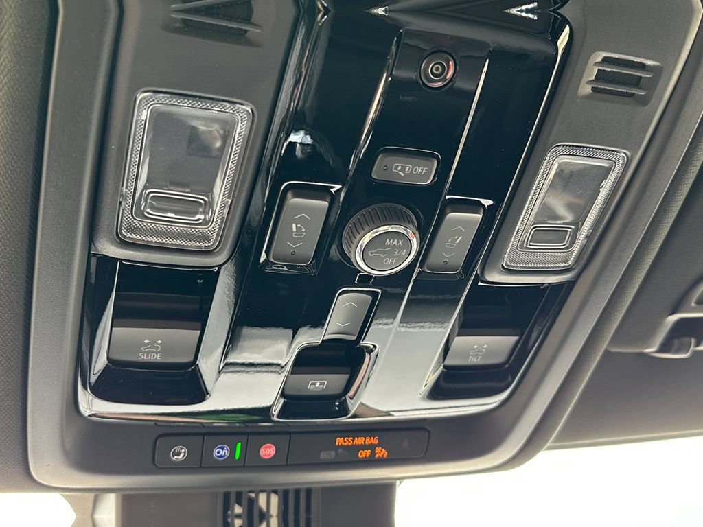 New 2026 GMC Yukon AT4 Ultimate w/ LPO, Floor Liner Package AWD/4WD image 37