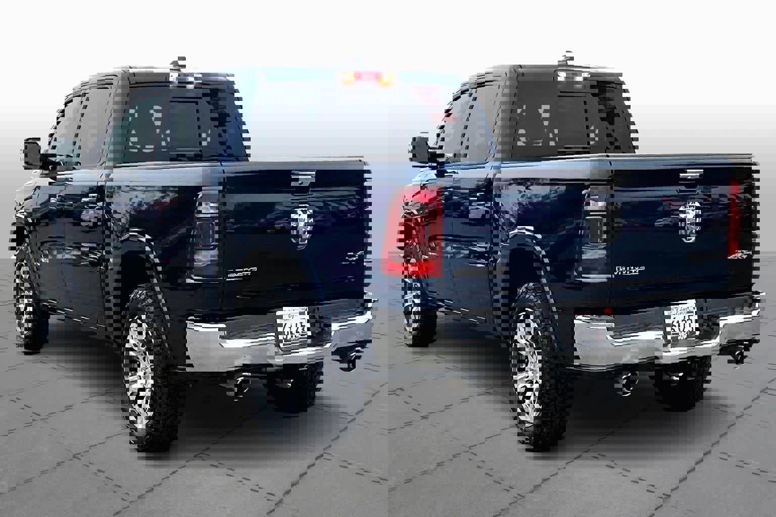 Used 2021 RAM 1500 Laramie image 12