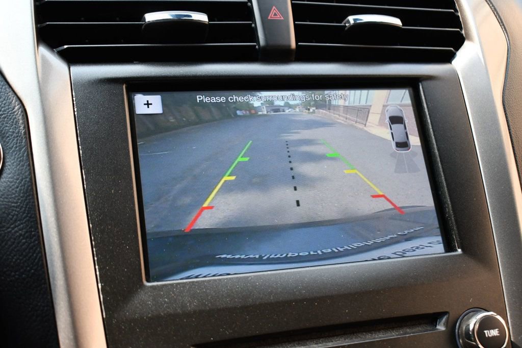 Used 2017 Ford Fusion Energi SE image 25