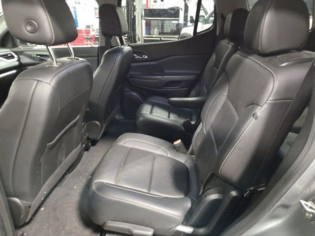 Used 2023 GMC Acadia SLT AWD/4WD image 12