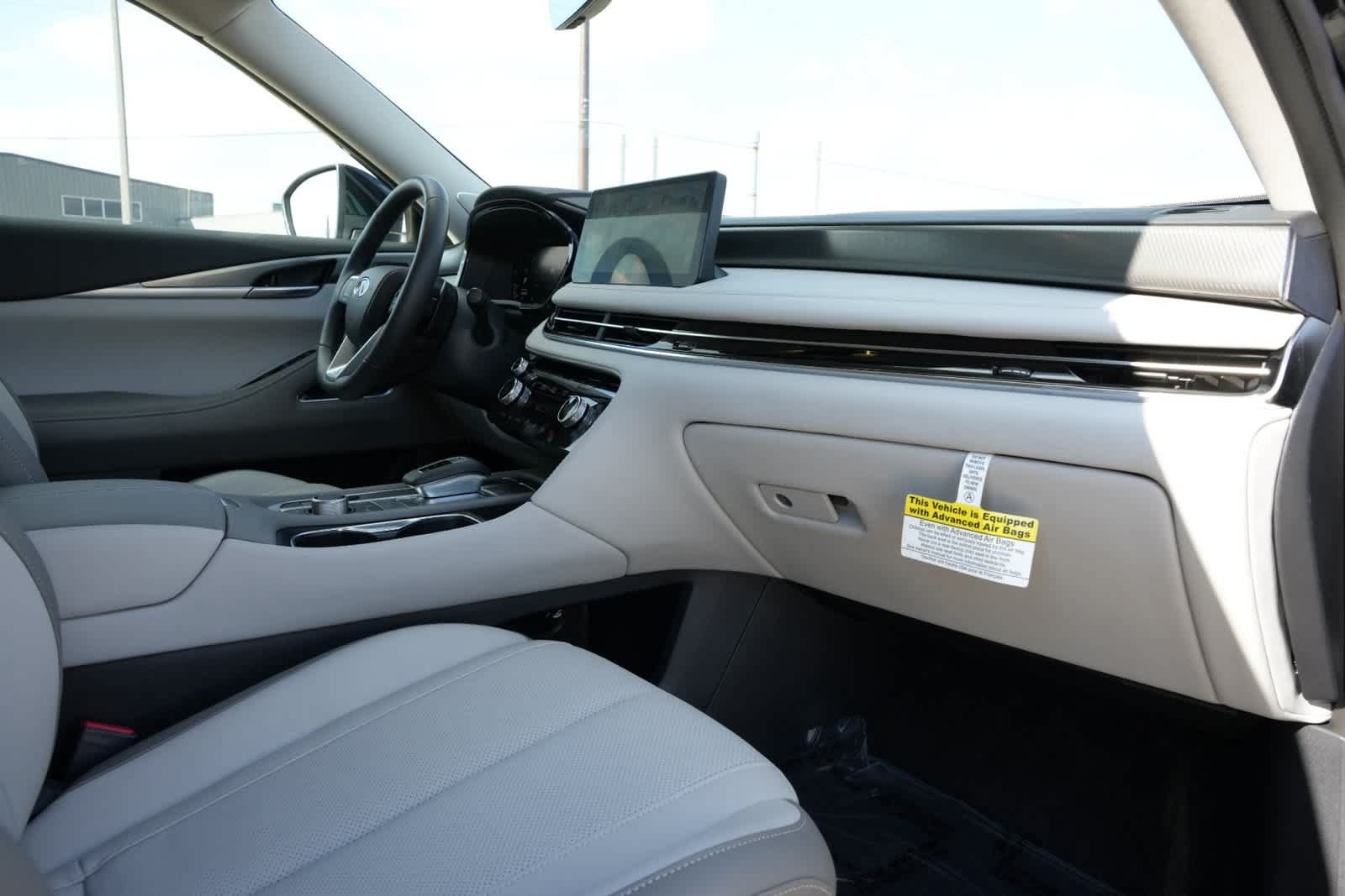 Certified 2027 INFINITI QX60 Luxe w/ Cargo Package FWD image 22