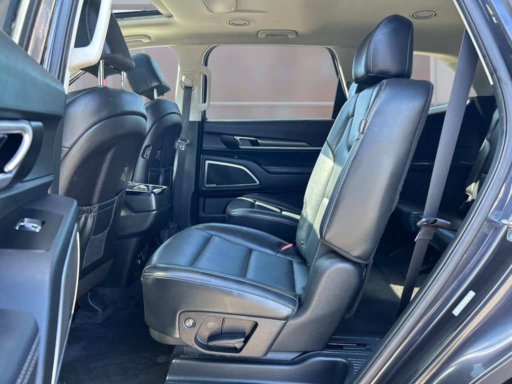 Used 2025 Kia Telluride S AWD/4WD image 21