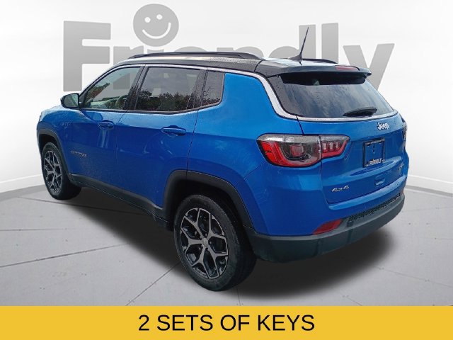 Used 2024 Jeep Compass Limited AWD/4WD image 7