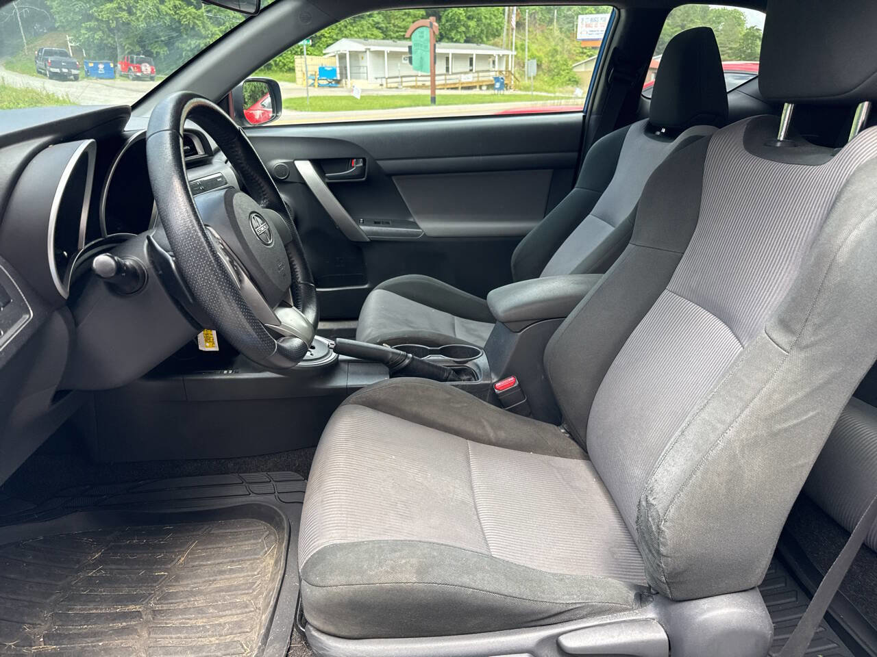 Used 2015 Scion tC FWD image 21