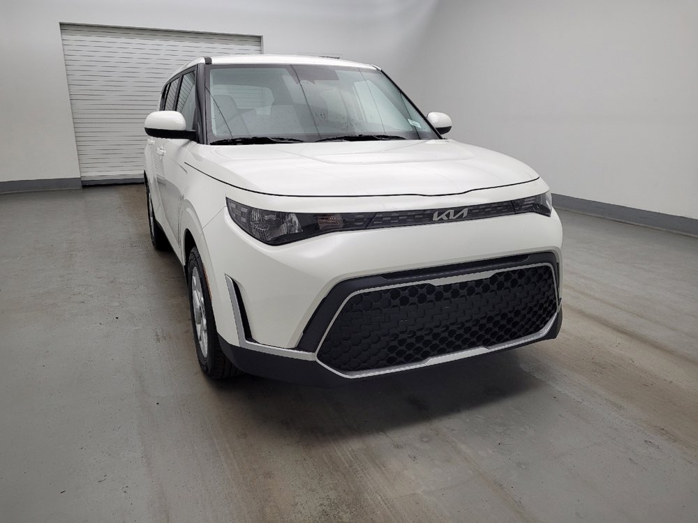 Used 2025 Kia Soul S FWD image 14