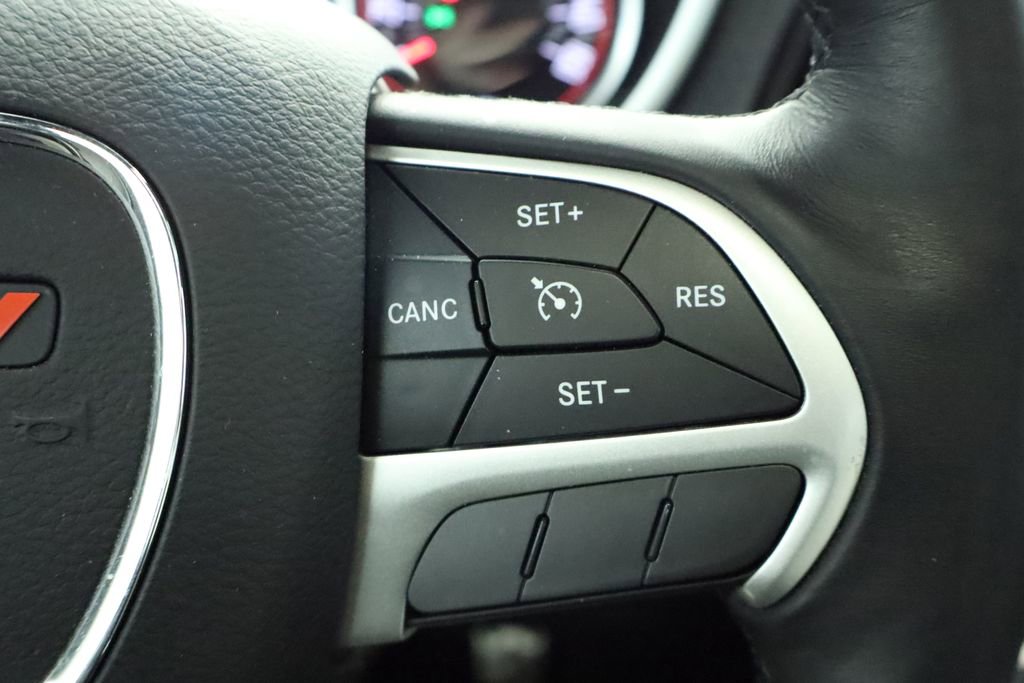 Used 2016 Dodge Challenger SXT Plus image 28