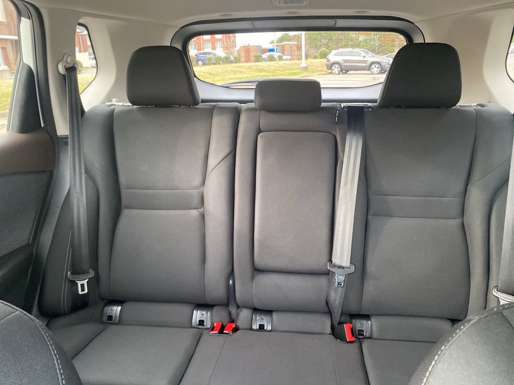 Used 2023 Nissan Rogue S image 30