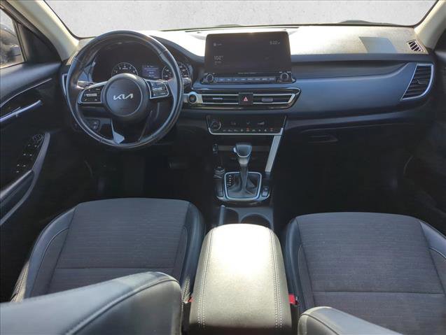Used 2022 Kia Seltos S FWD image 19