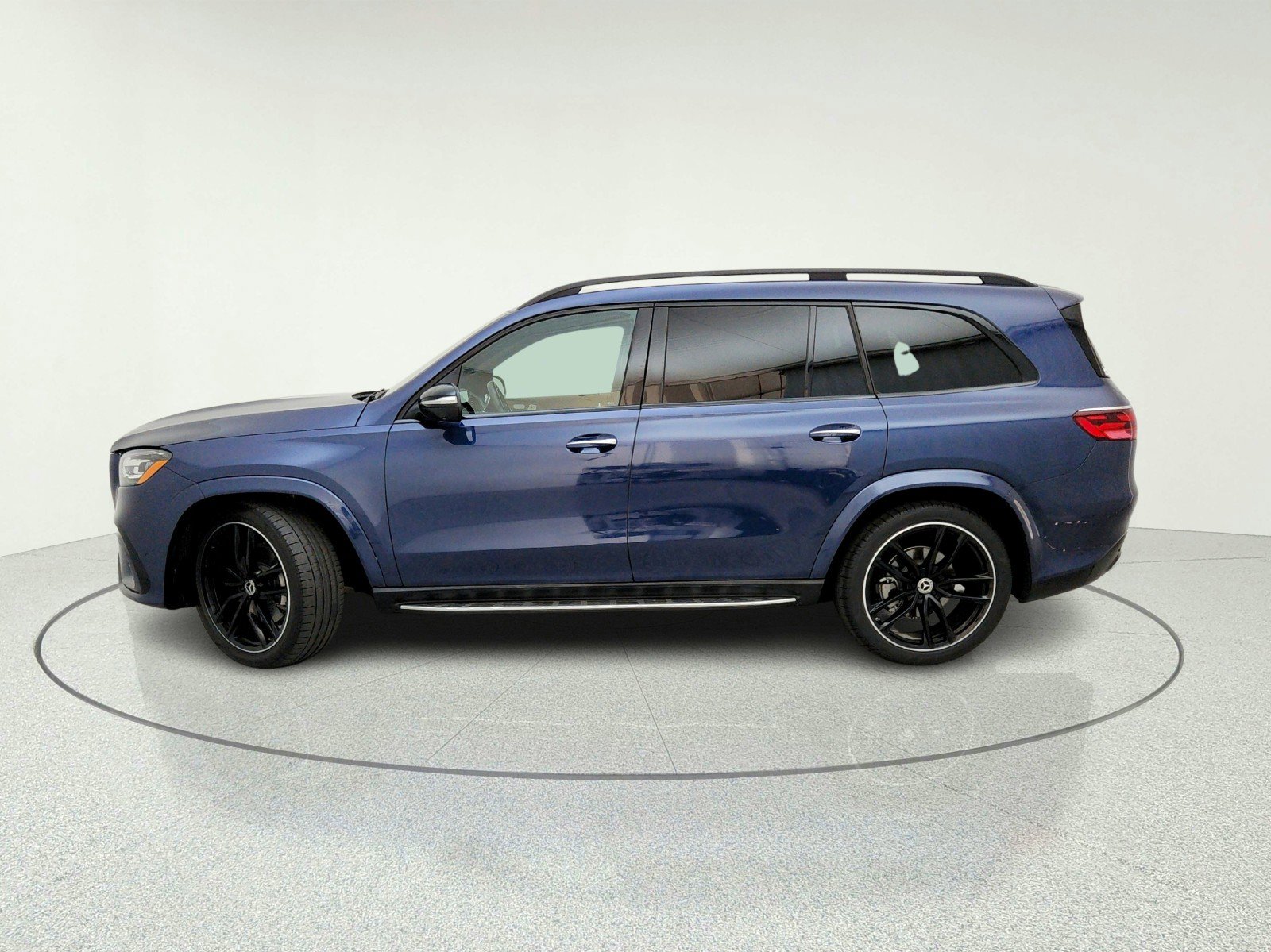 Certified 2024 Mercedes-Benz GLS 450 4MATIC image 14