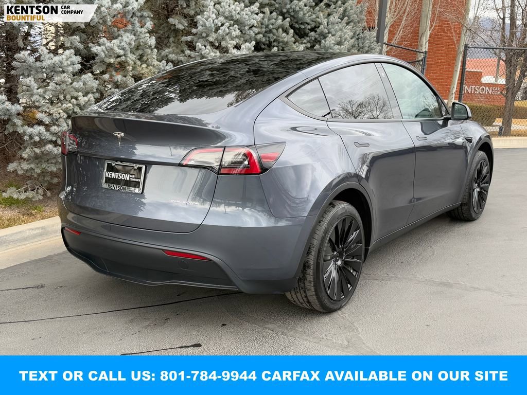 Used 2023 Tesla Model Y Long Range image 9
